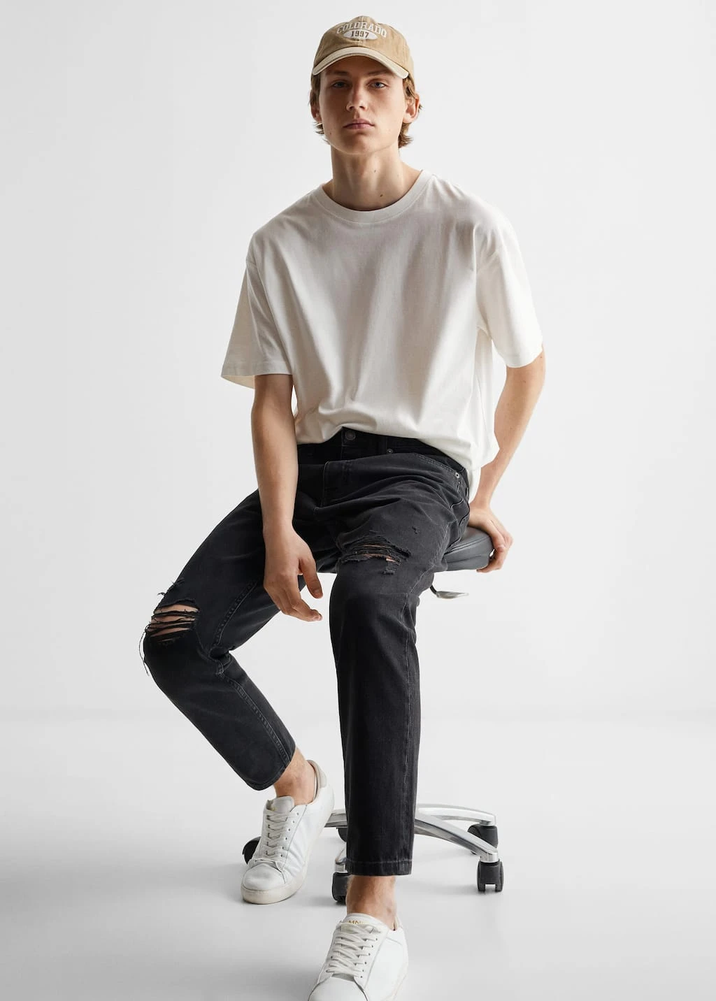 Jeans Tapered-fit DĂ©chirures â Image 18