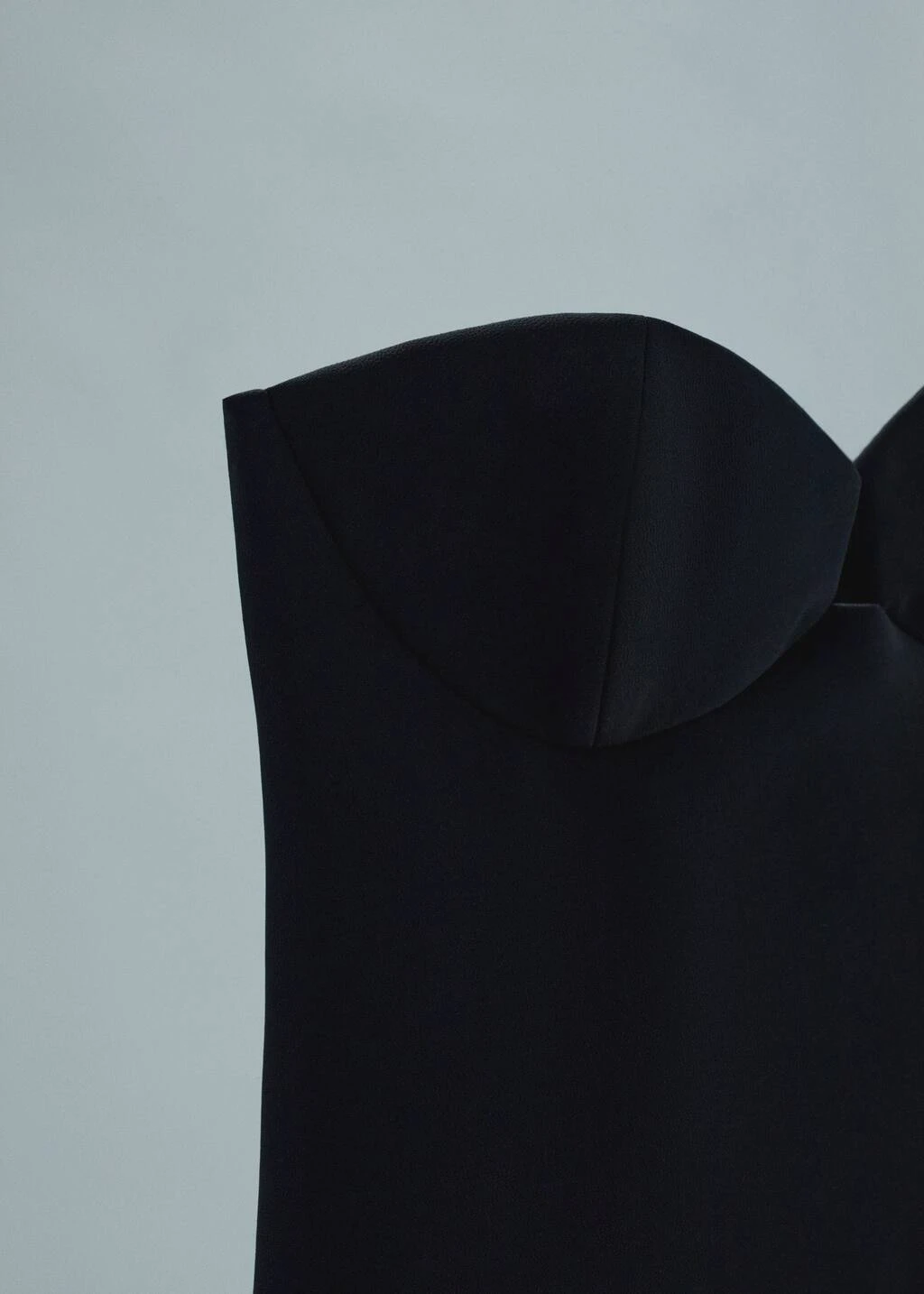 Robe Structurée Encolure Cœur – Image 7