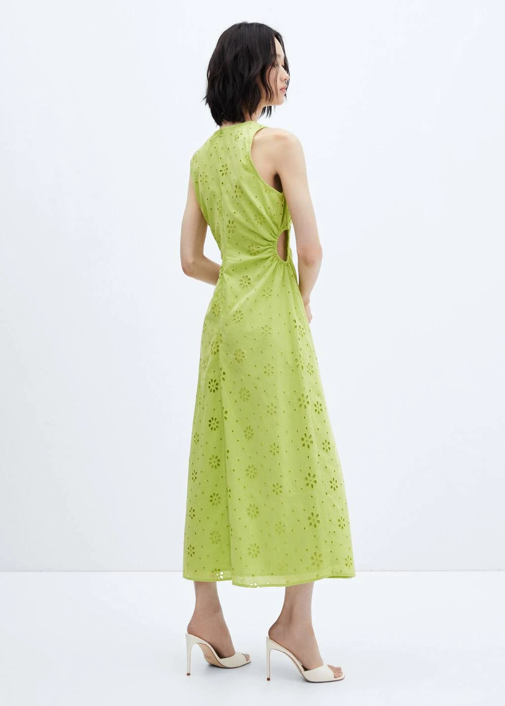 Robe Brodée Ouvertures Latérales – Image 9