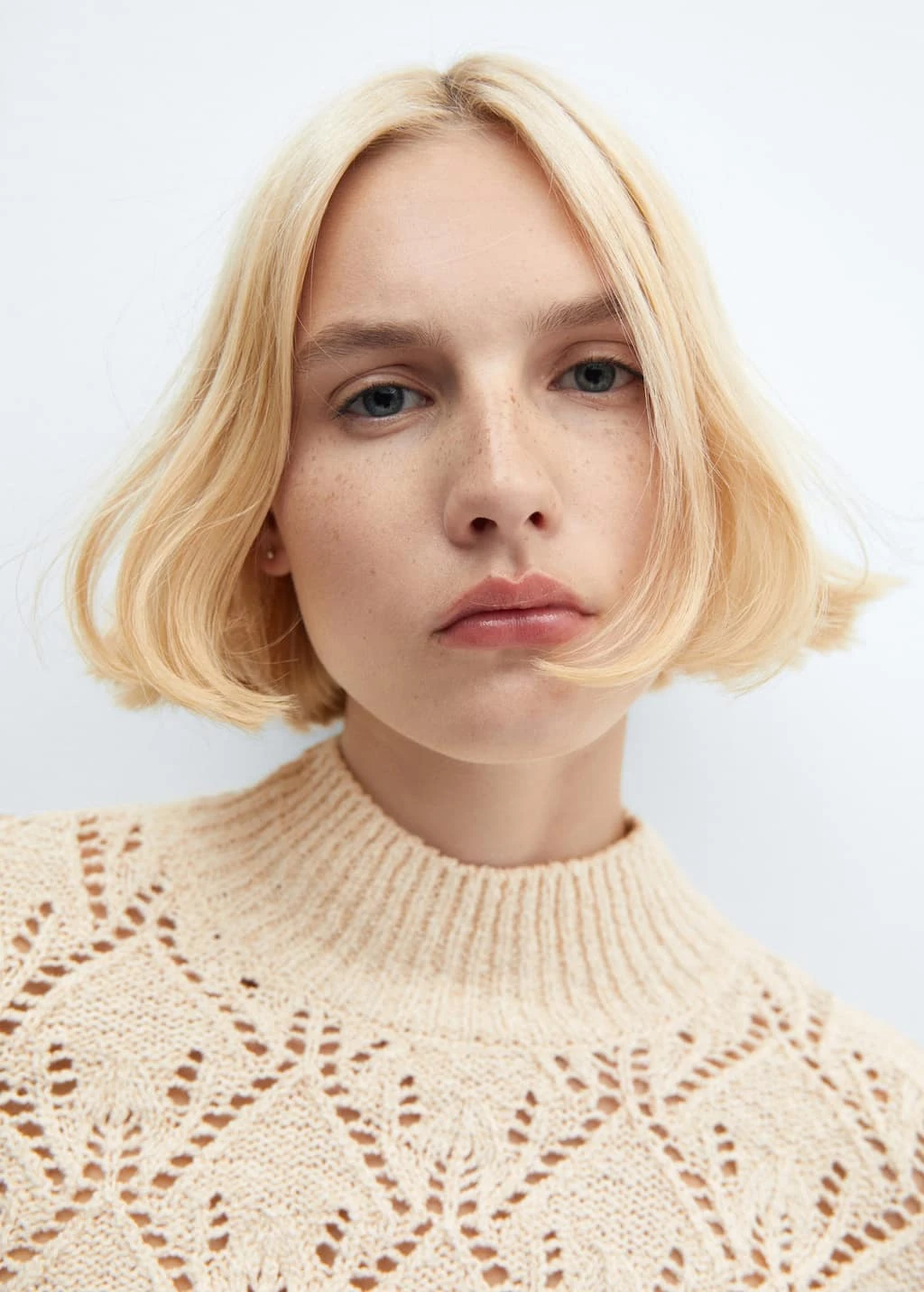 Pull-over Détails Ajourés – Image 4