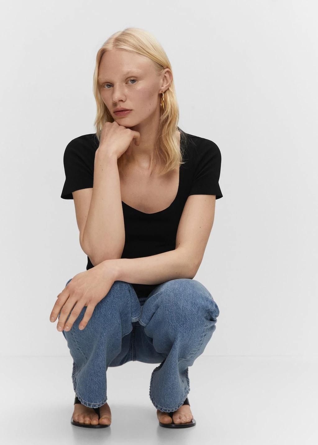 T-shirt Col CarrĂ© â Image 5