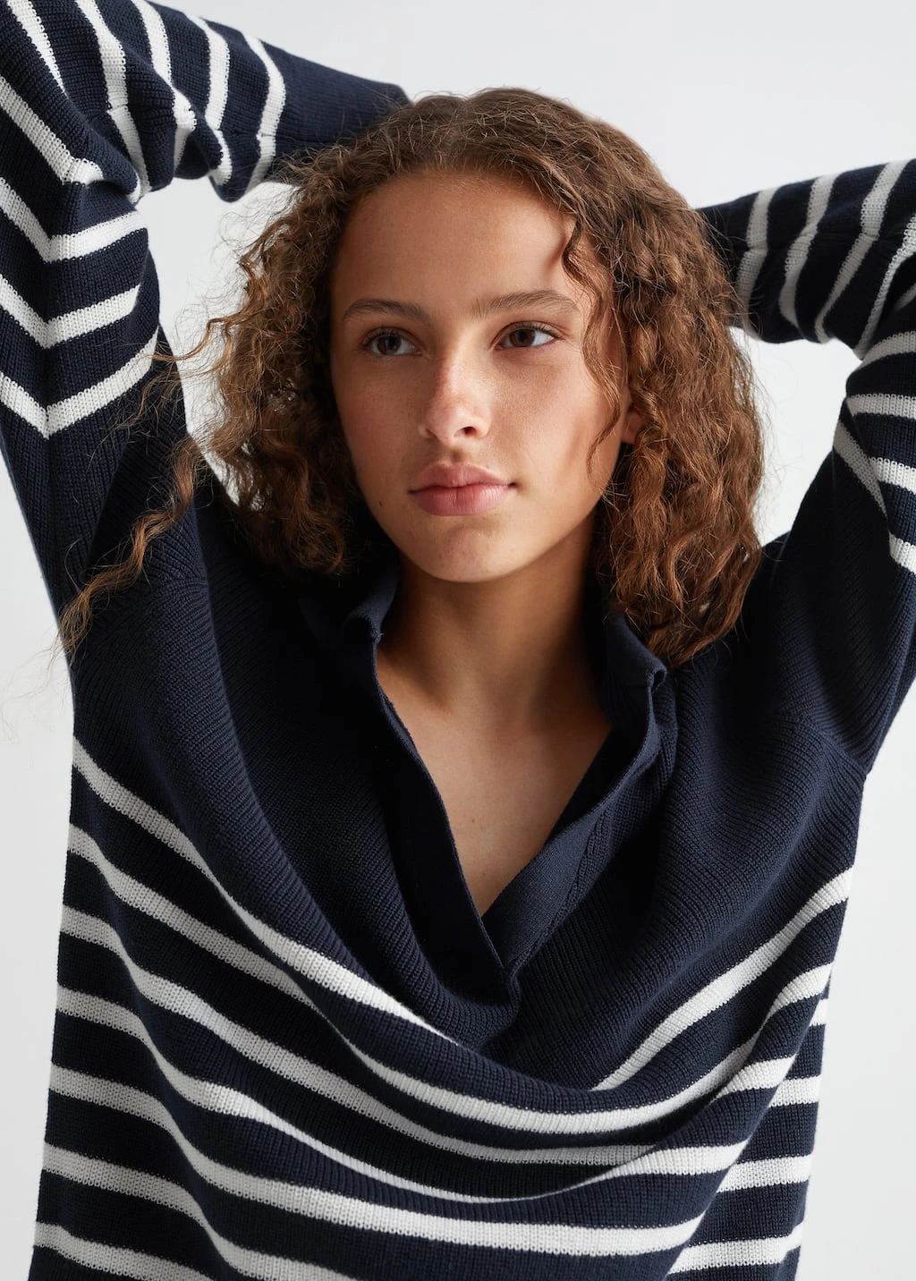 Pull-over à Col En V – Image 11