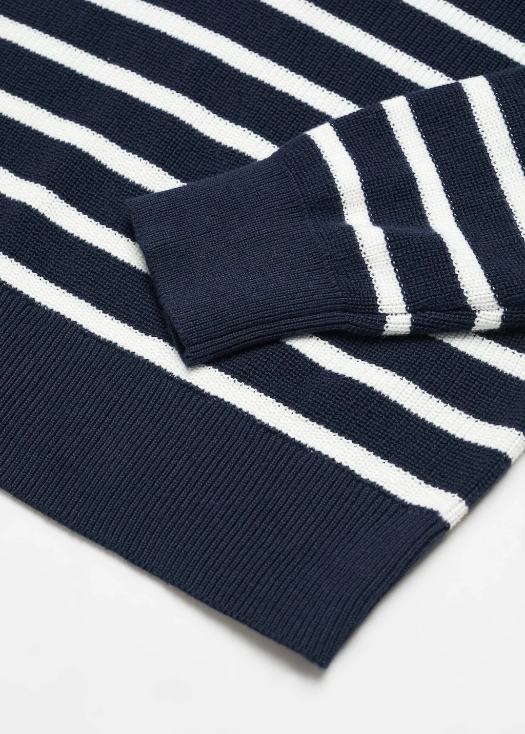 Pull-over à Col En V – Image 12