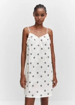 Chemise De Nuit Brodée Fleurs