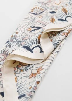 Foulard En Imprimé Paisley