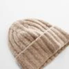 Bonnet En Maille Côtelée