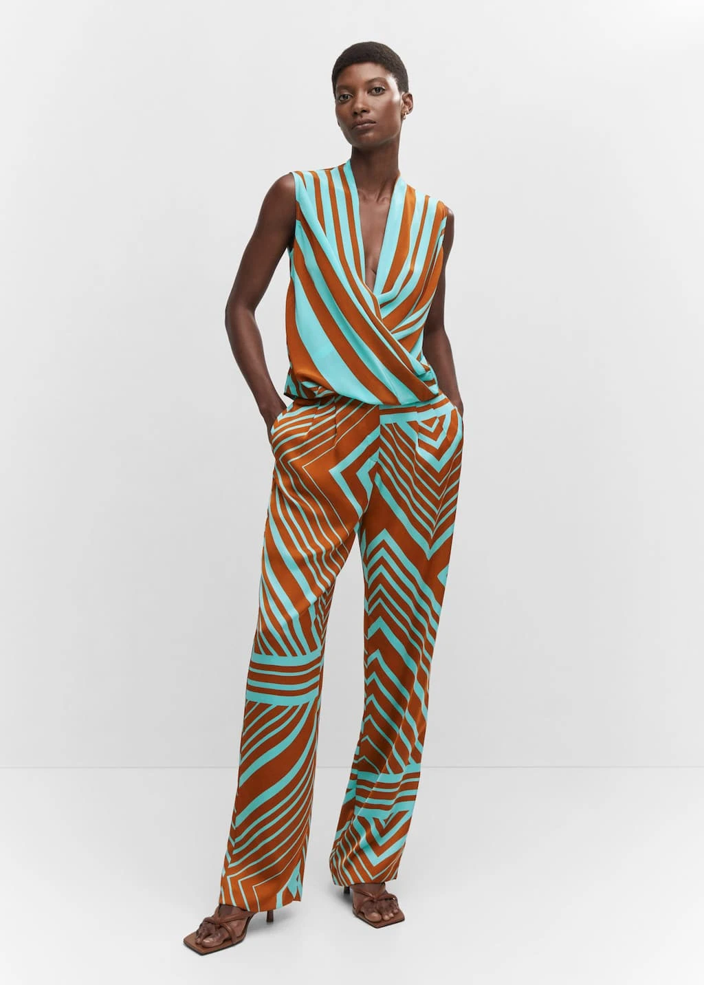 Chemisier Cache-cœur à Rayures – Image 2