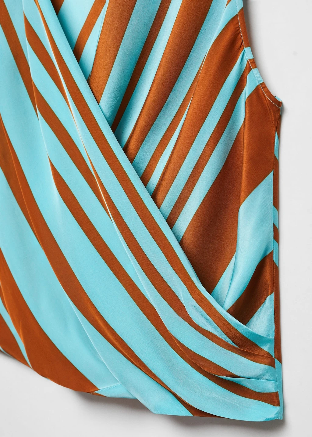 Chemisier Cache-cœur à Rayures – Image 6