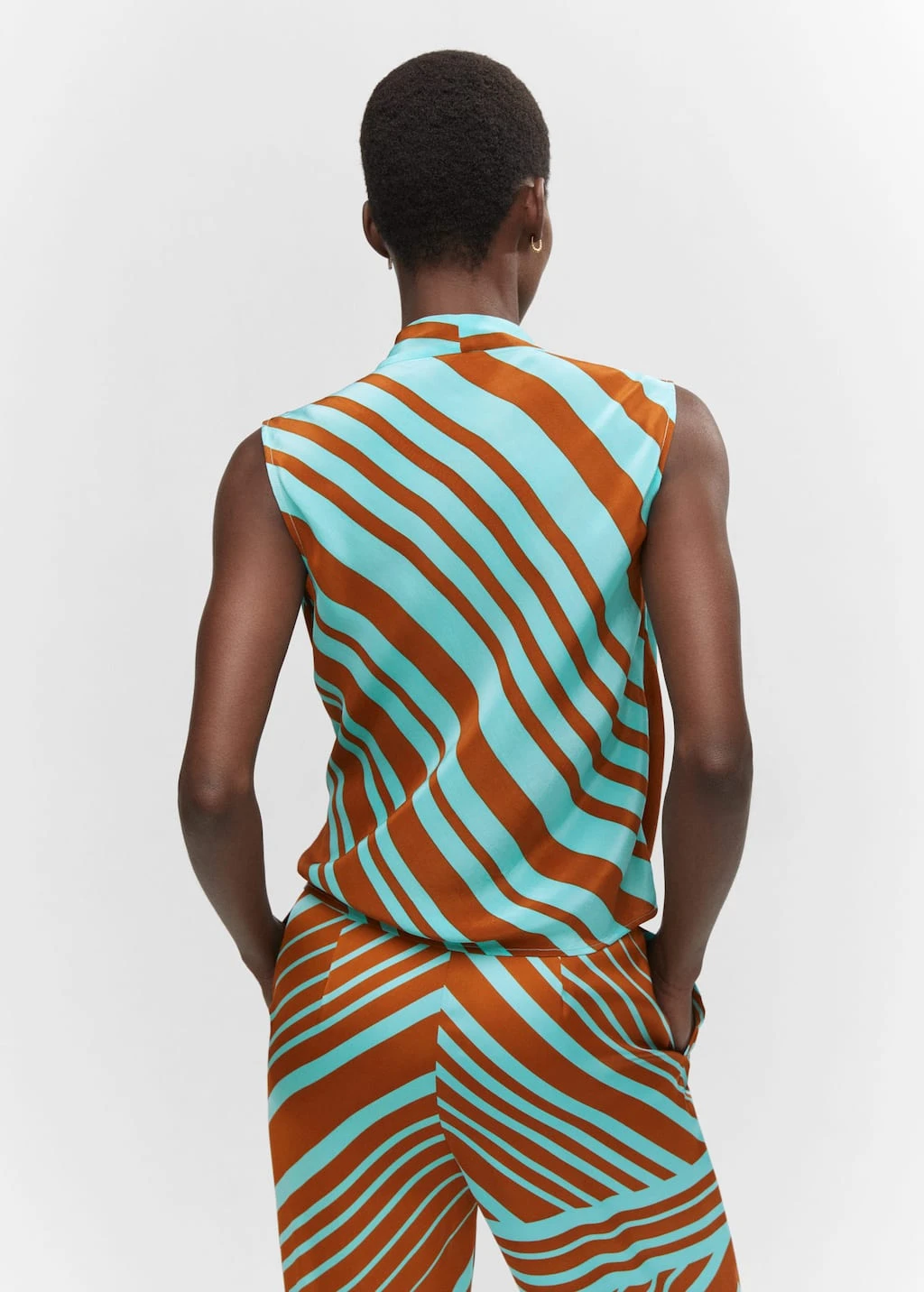 Chemisier Cache-cœur à Rayures – Image 3