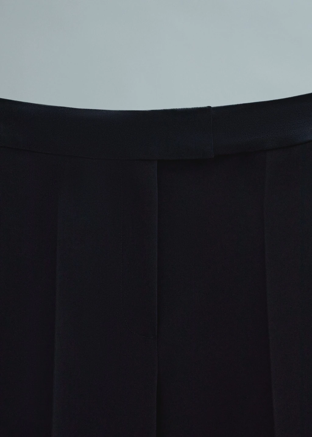 Pantalon Tailleur Palazzo Détails Satinés – Image 7