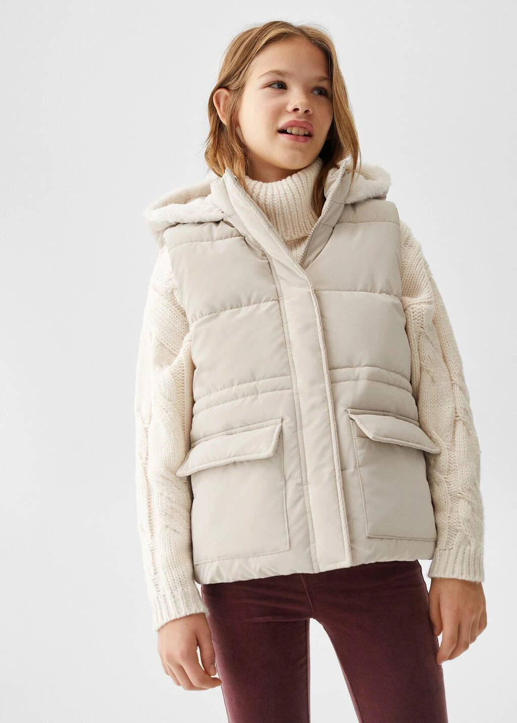 Gilet Matelassé Capuche Fausse Fourrure