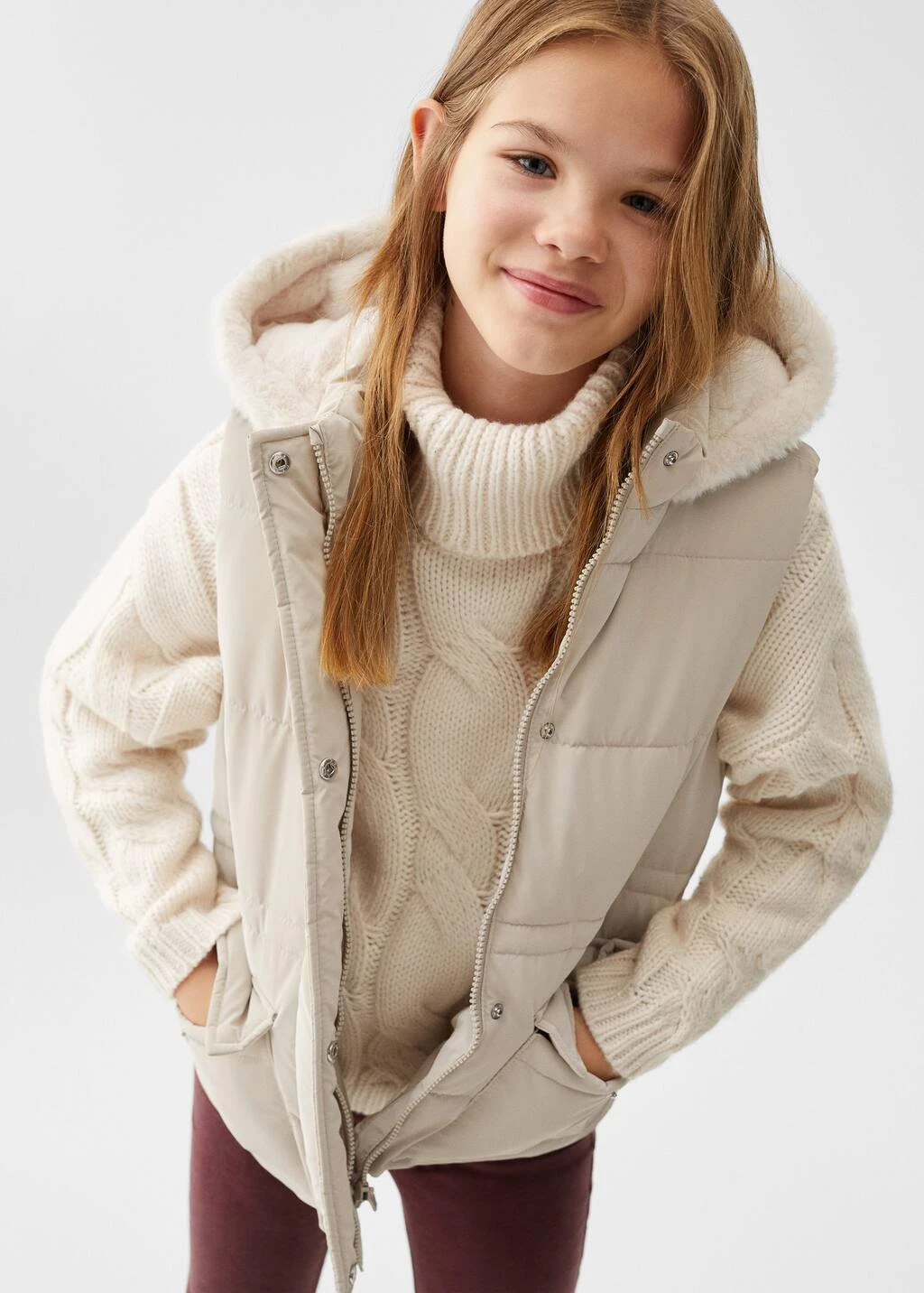 Gilet Matelassé Capuche Fausse Fourrure – Image 4