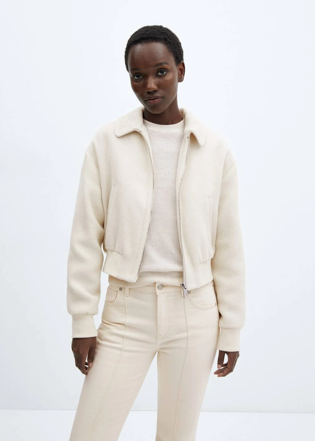 Jean Flare à Coutures Décoratives – Image 4