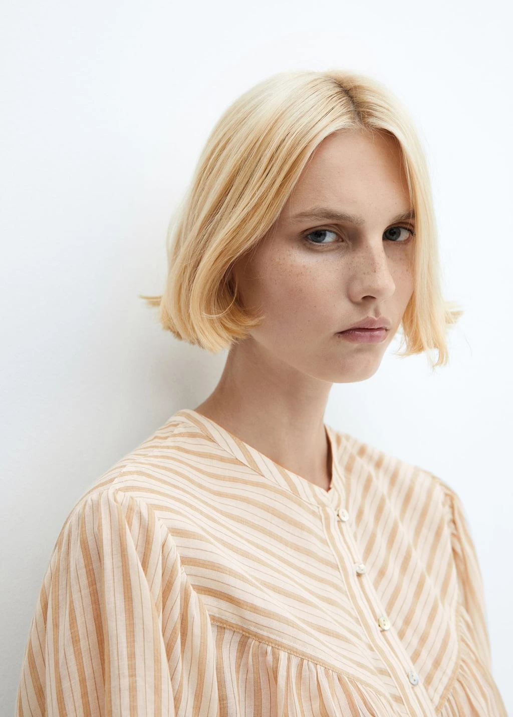 Blouse Boutons Manches Bouffantes â Image 4