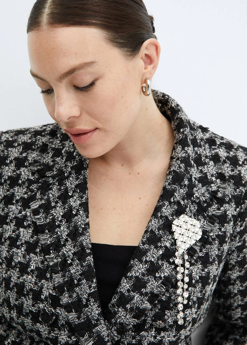 Veste Tweed Broche – Image 6